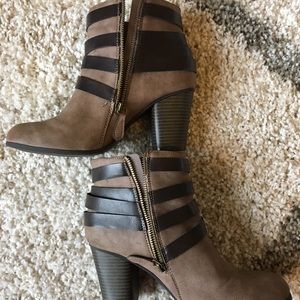 Steve Madden Deluxxe Bootie